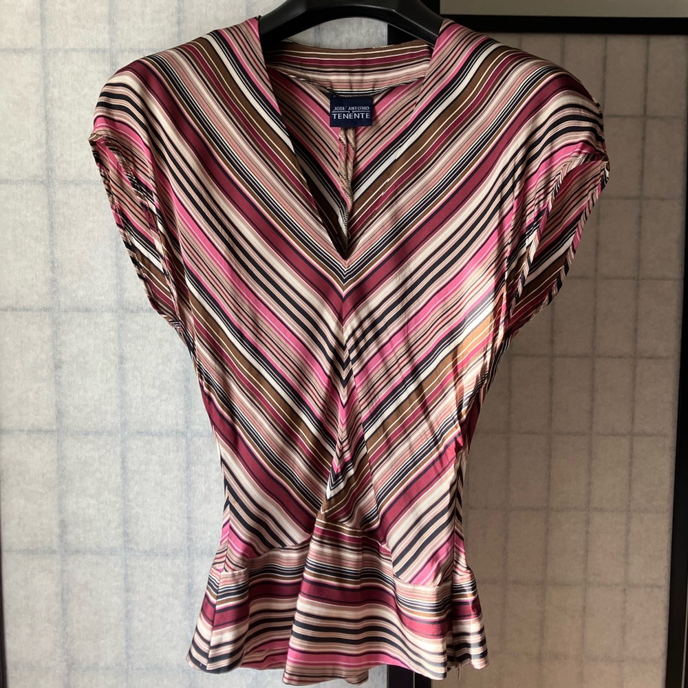 José António Tenente Purple Multicolor V-Neck Sleeveless Side-Seam Zipper Blouse